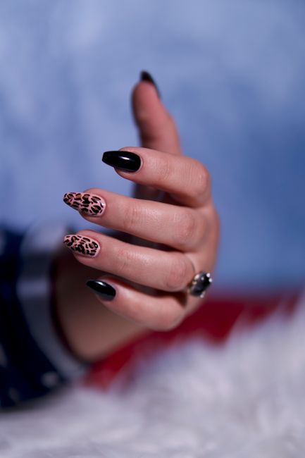 Çapa En İyi Nail Art Manikür & Pedikür: Alena Beauty Farkıyla Sanatsal Tırnak Bakımı