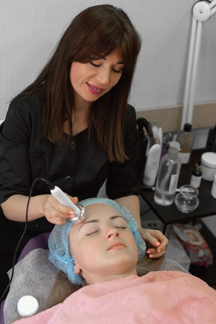 Çapa'da Kusursuz Cilt Bakımı Deneyimi: Alena Beauty İle Işıltınızı Keşfedin