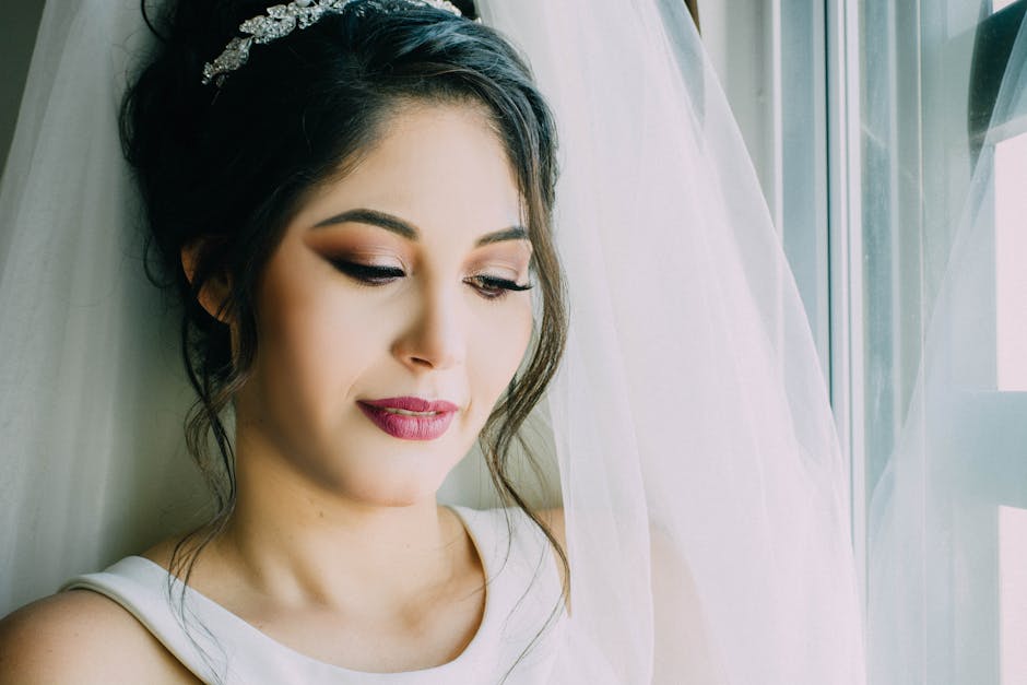 Fatih'te Rüya Gibi Bir Başlangıç: Kusursuz Gelin Başı ve Makyajı Alena Beauty'de!